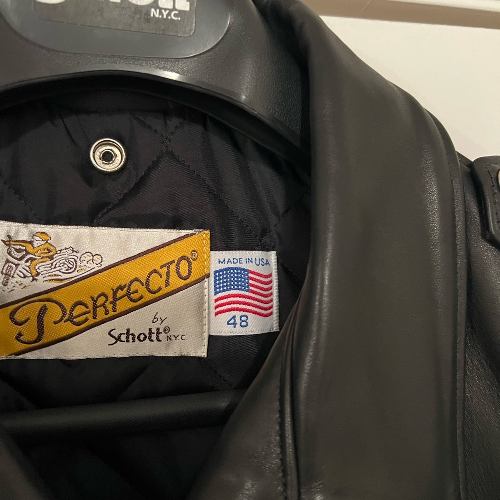 Men’s Schott NYC Perfecto Leather Jacket